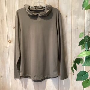 CUTS AO Long Sleeve Hooded Tee